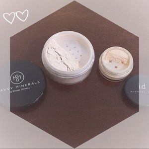 BUNDLE LikeNew Savvy Minerals & BareMinerals Veils